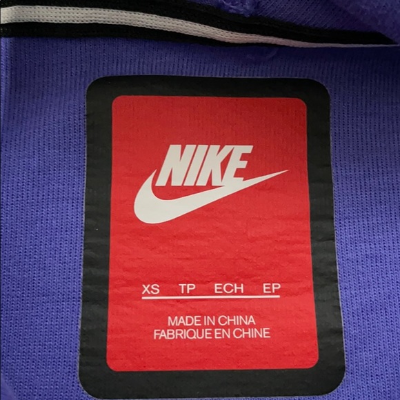 Nike Hoodie - Picture 4 of 5